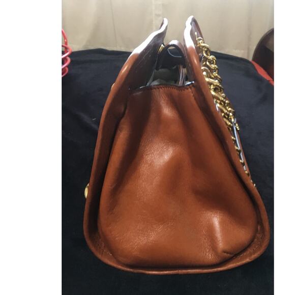 Antonio Melani Leather Hand Bag Purse Outside Magnetic Pocket Gold Chain Straps - Picture 9 of 12